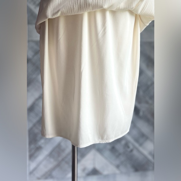 ROMEO + JULIET COUTURE NWT Off Shoulder Maxi Dress - Picture 10 of 12